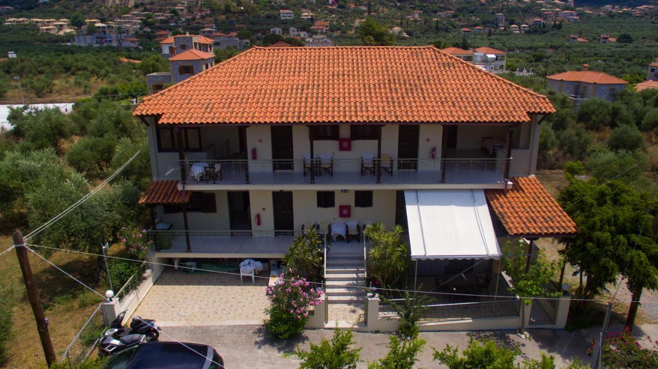 Stoúpa Theano Apartments المظهر الخارجي الصورة